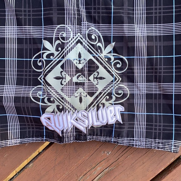 Quicksilver Men’s Bathing Suit - Picture 8 of 11